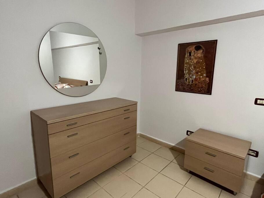Ak Terminal Apartments Durres Ngoại thất bức ảnh