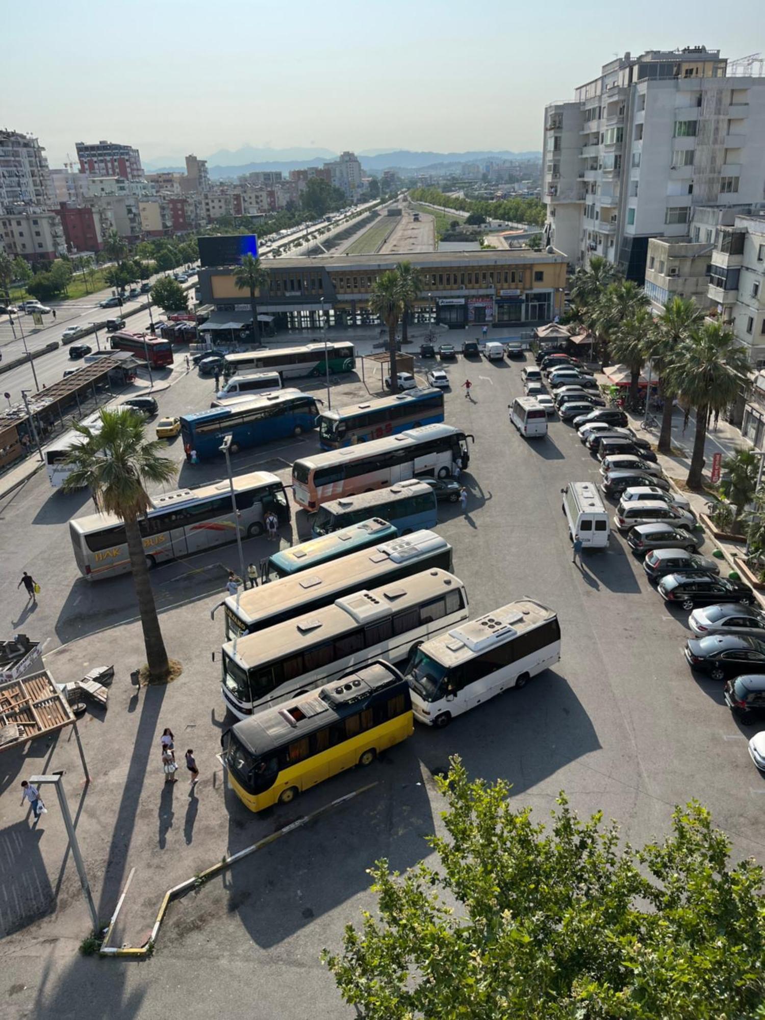 Ak Terminal Apartments Durres Ngoại thất bức ảnh